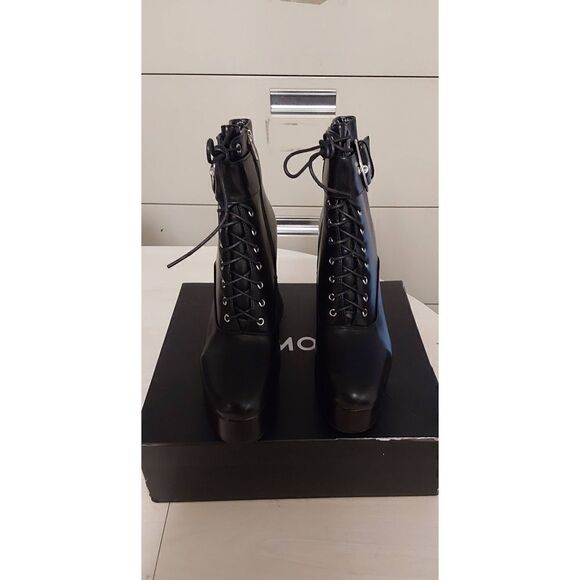 BNIB~Dolls Kill Lamoda Black Hardly Lace Up Buckle Accent Platform Boots Sz 10M - Picture 2 of 10